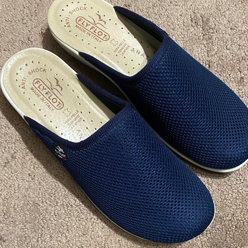 Anatomic Women’s Leather Navy Size 7.5 Shoes Slip-Ons Fall